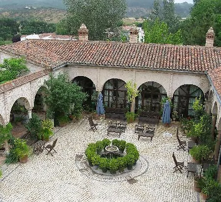 El Palacio De San Benito Pensión 4*
