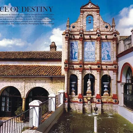 El Palacio De San Benito 4* קזאיה דה לה סיירה
