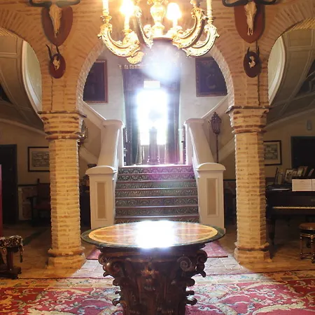 El Palacio De San Benito בית הארחה קזאיה דה לה סיירה
